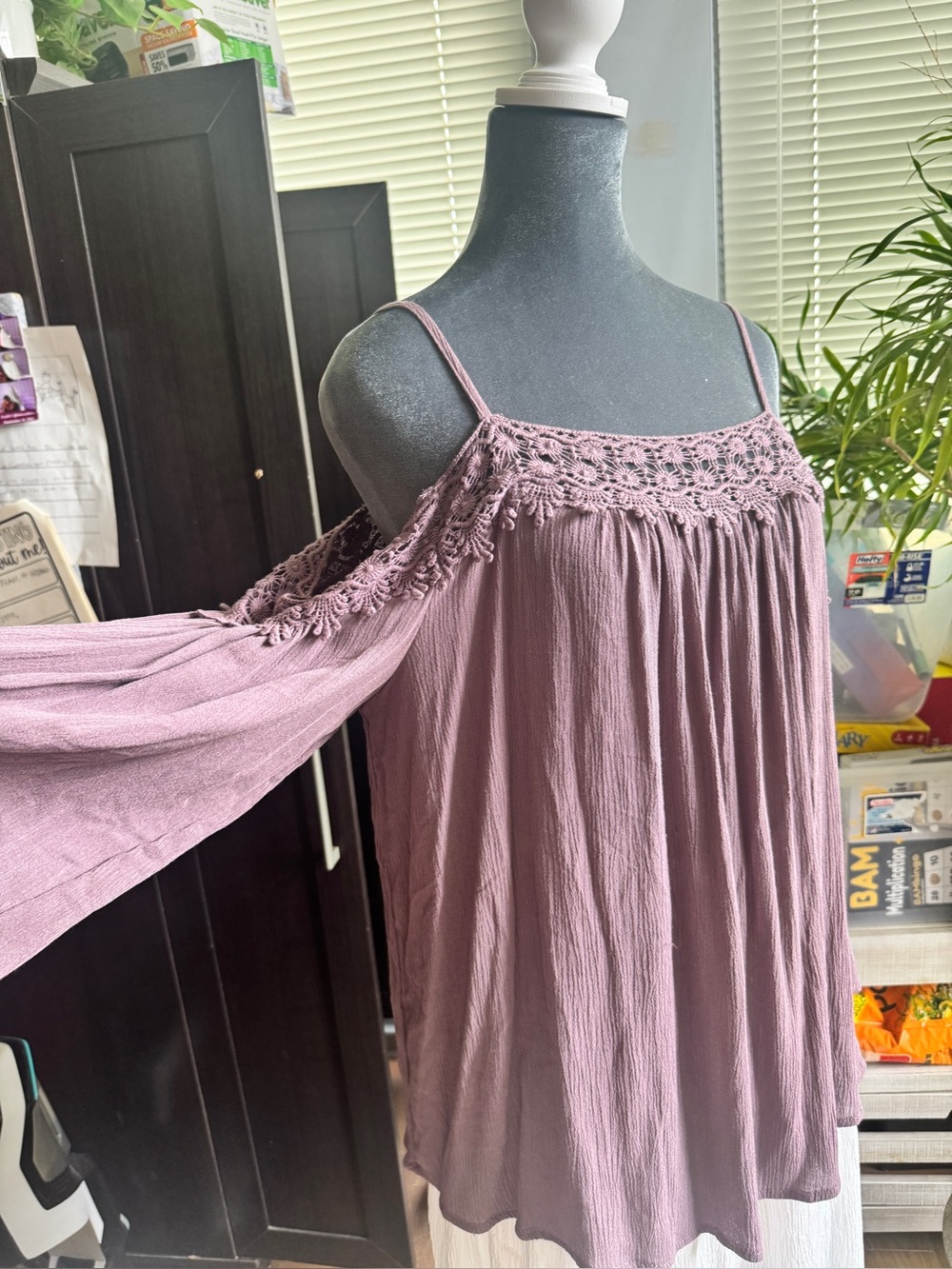 Xhilaration Mauve Crochet Lace Cold-Shoulder Top